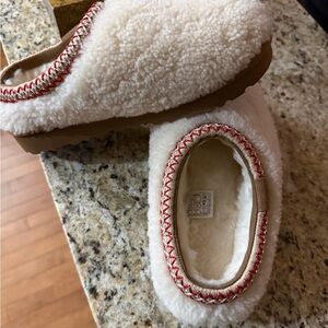UGG Cream Shearling Platform Shoes with Red Trim size 6